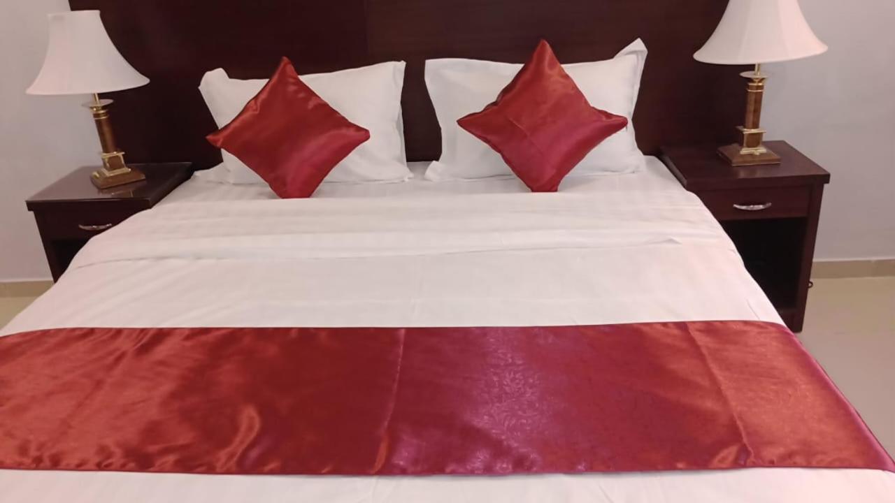 Aparthotel In Taibah Medyna Zewnętrze zdjęcie
