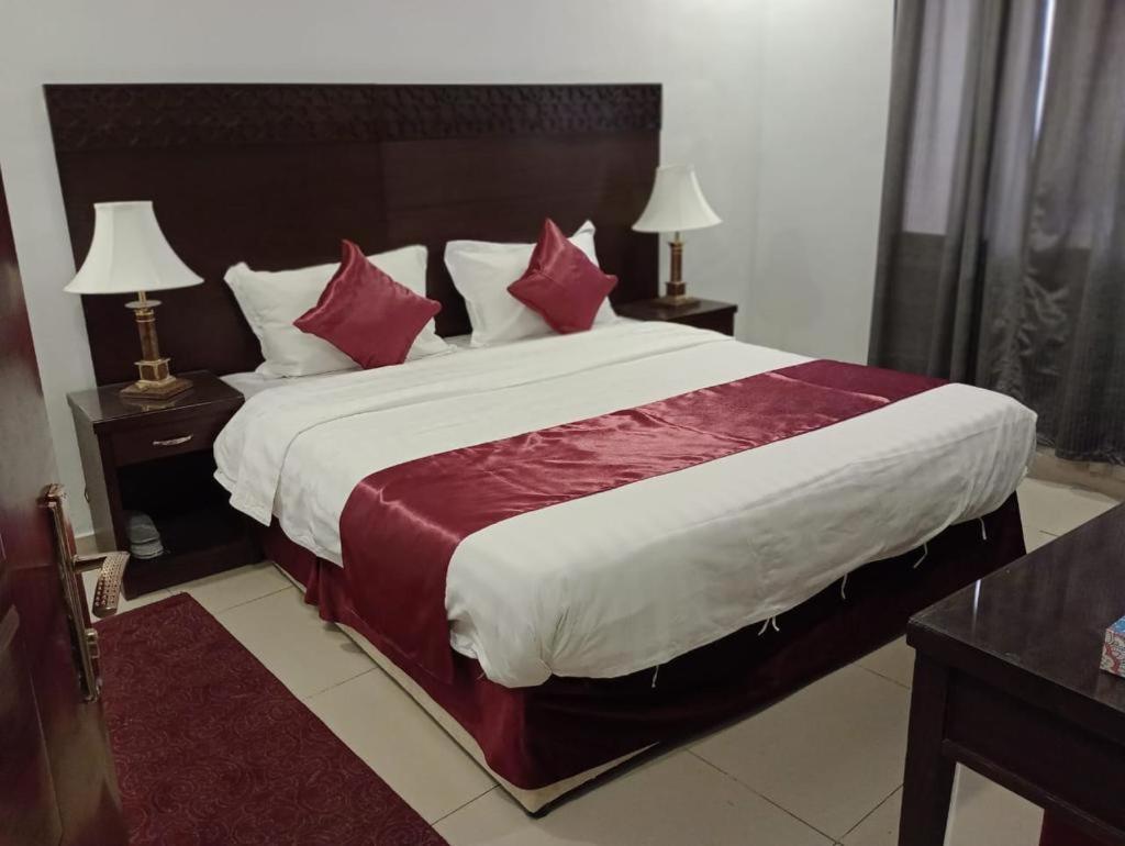 Aparthotel In Taibah Medyna Zewnętrze zdjęcie